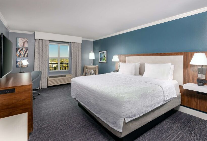 هتل Hampton Inn Savannah Historic District