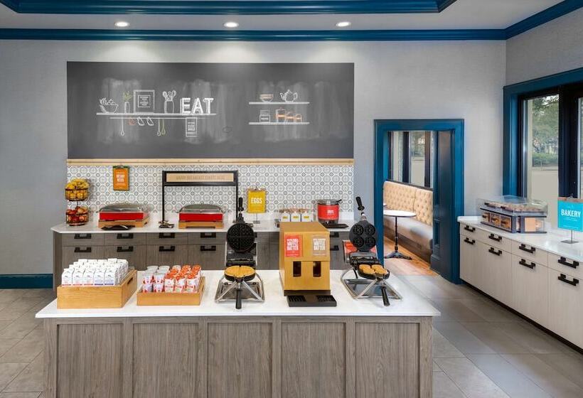 هتل Hampton Inn Savannah Historic District