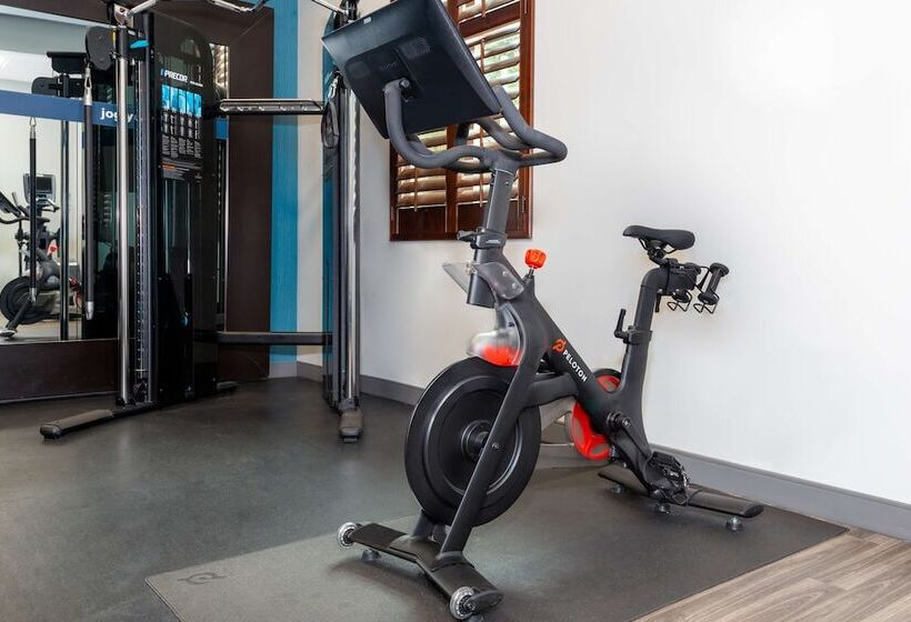 هتل Hampton Inn Savannah Historic District