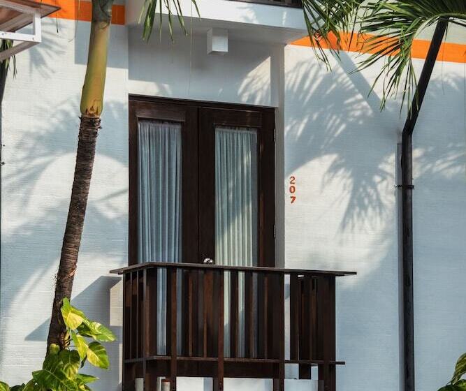 Harris Hotel Kuta Tuban Bali