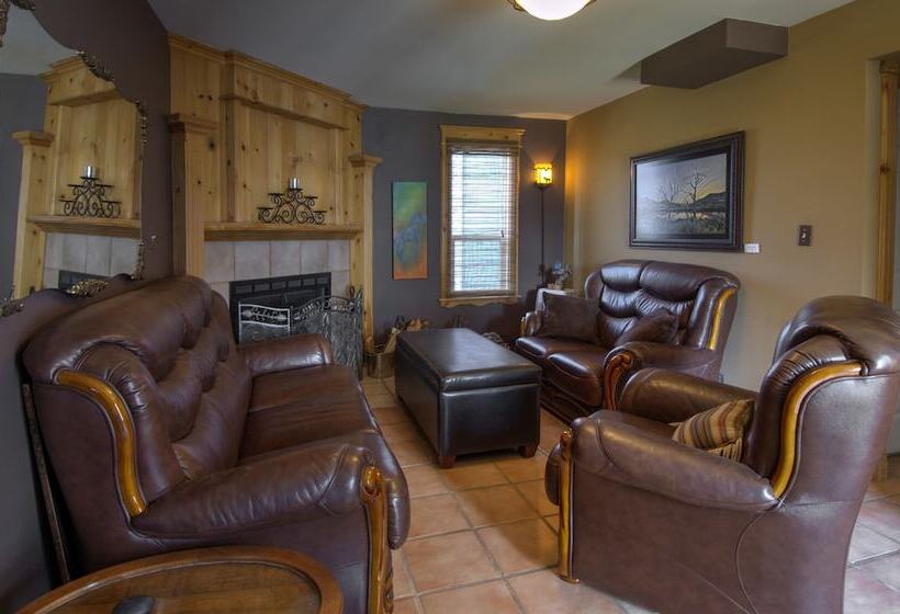 فندق Heartwood Inn