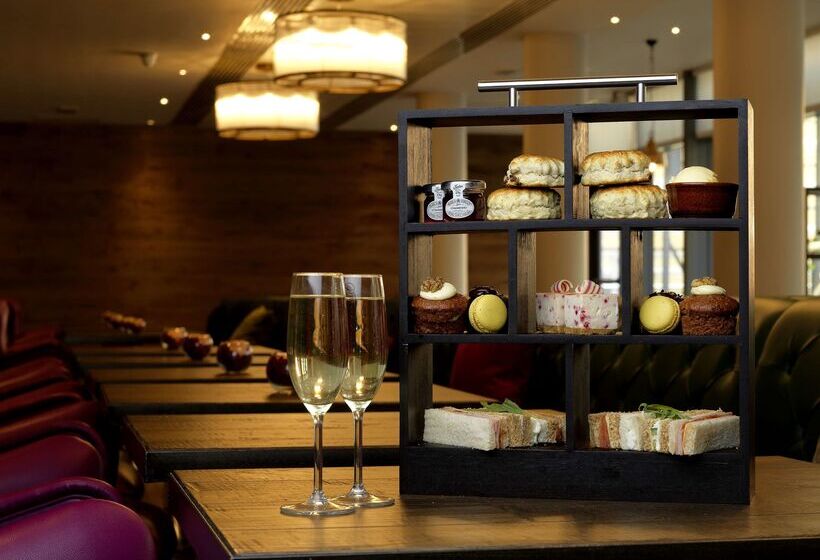 ホテル Hilton Garden Inn Birmingham Brindleyplace