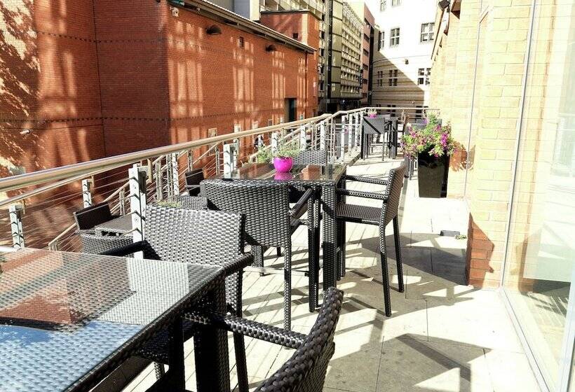 ホテル Hilton Garden Inn Birmingham Brindleyplace
