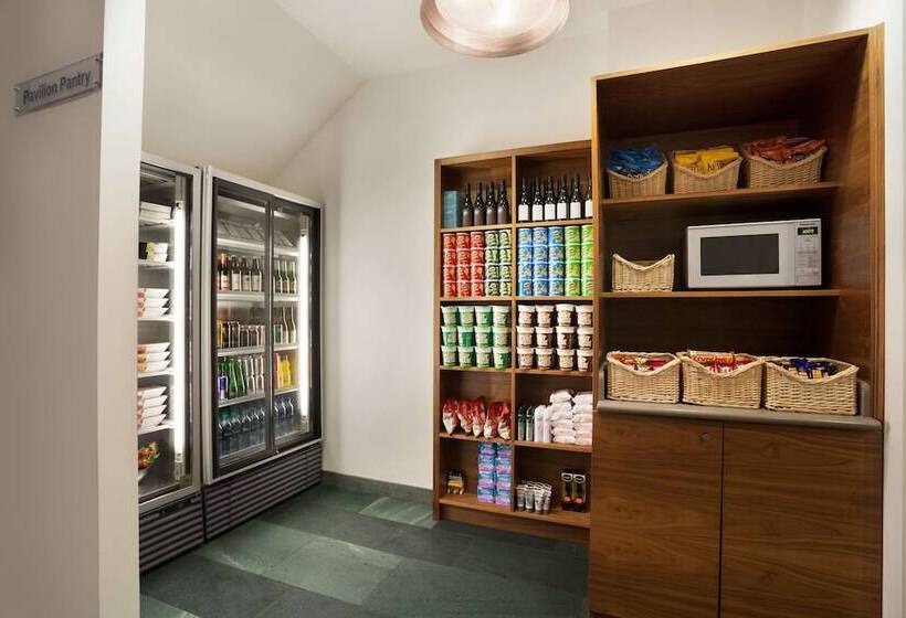 ホテル Hilton Garden Inn Birmingham Brindleyplace