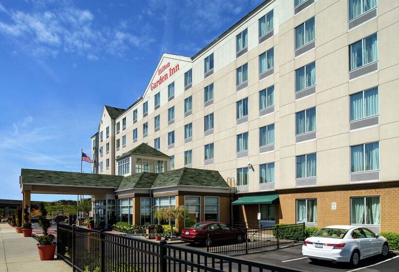 Отель Hilton Garden Inn Queens/jfk Airport