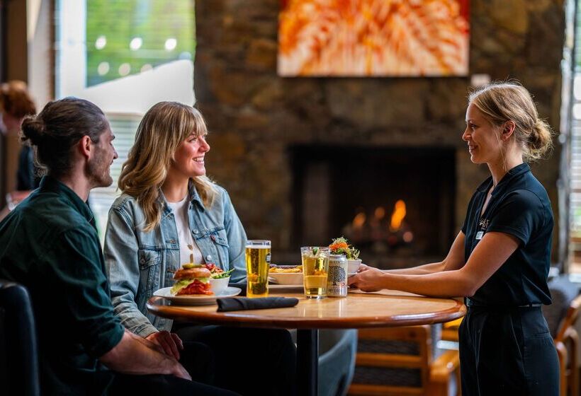 ホテル Hilton Whistler Resort & Spa