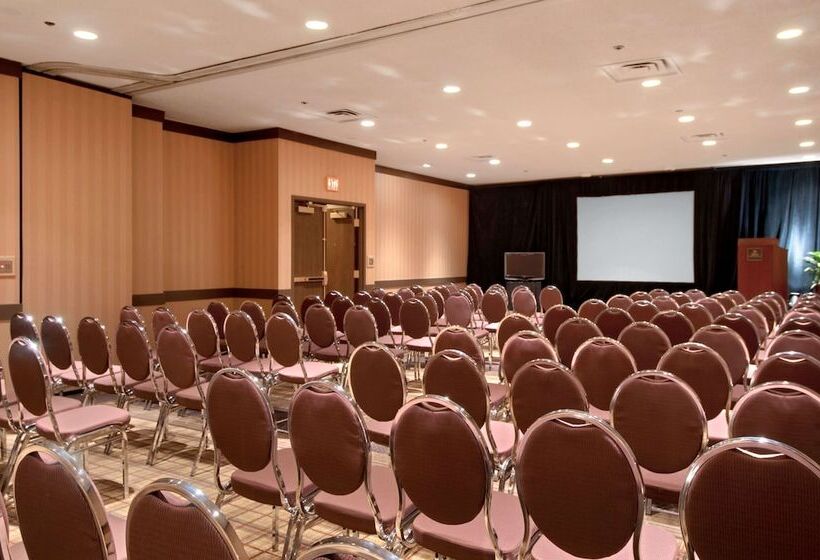 ホテル Hilton Whistler Resort & Spa