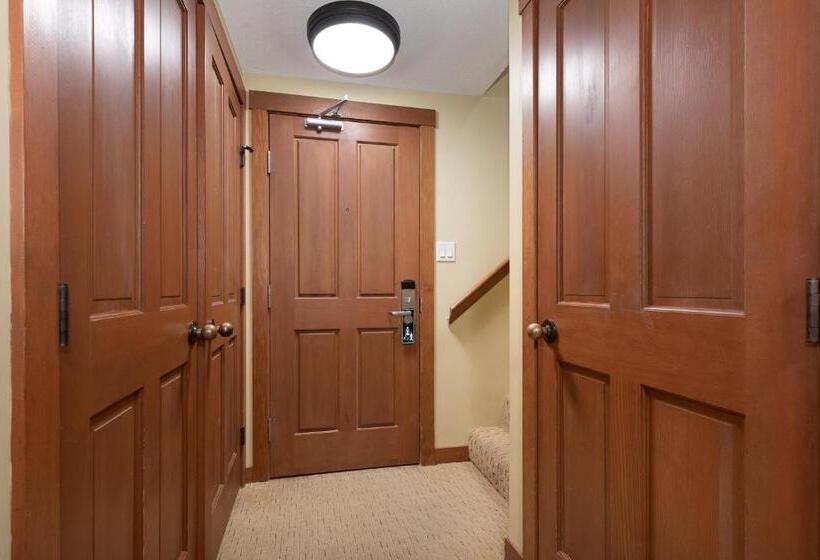 호텔 Horstman House By Whistler Premier