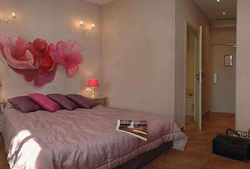 ホテル Hostellerie Du Cigalou   Teritoria