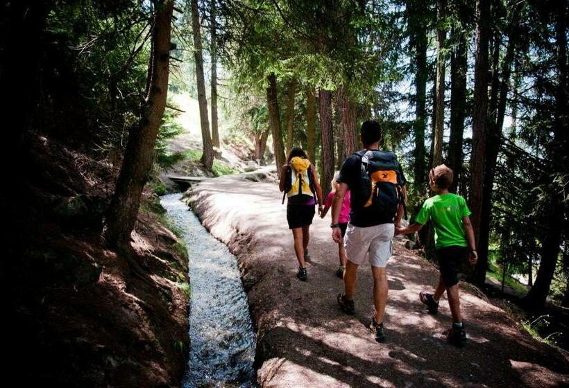 ホテル Hôtel Magrappé