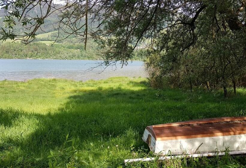 בית מלון כפרי Hôtel Restaurant Le Gruyérien