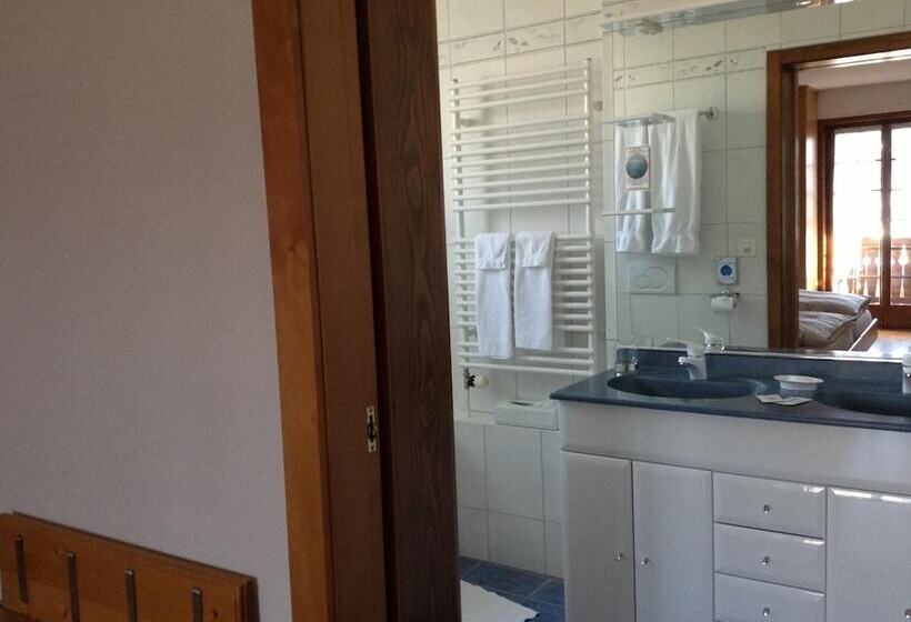 בית מלון כפרי Hôtel Restaurant Le Gruyérien