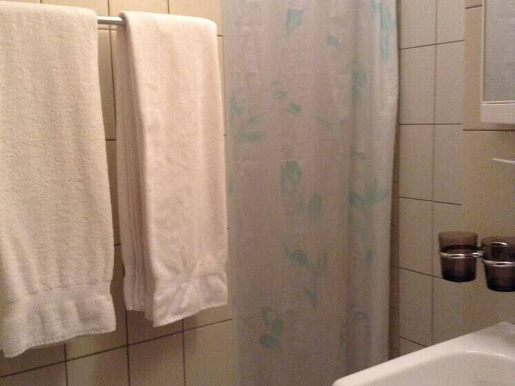 בית מלון כפרי Hôtel Restaurant Le Gruyérien