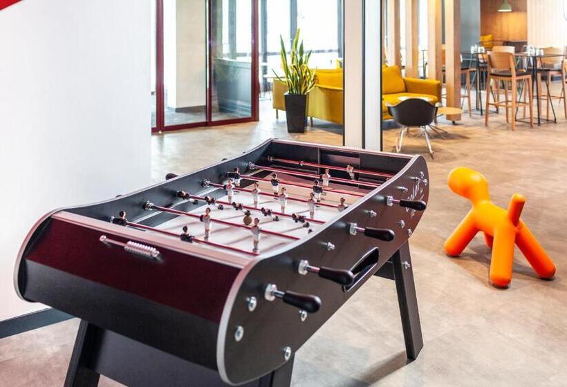 호텔 Ibis Pontarlier