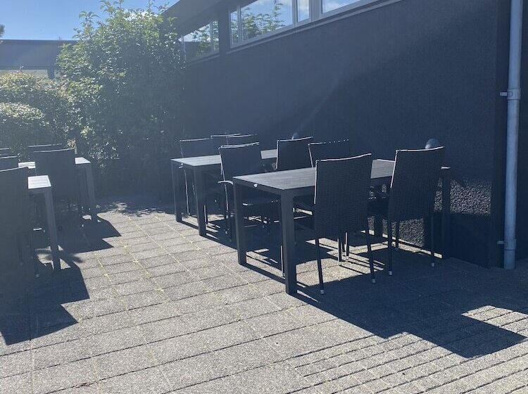 The Hill Hotel At Flúðir