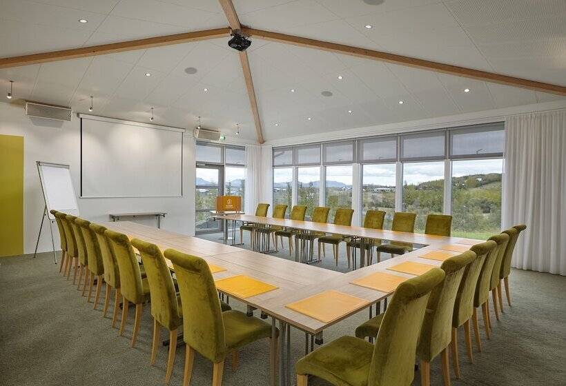 The Hill Hotel At Flúðir