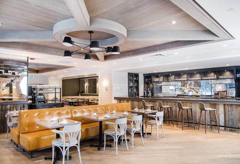 فندق Kananaskis Mountain Lodge, Autograph Collection