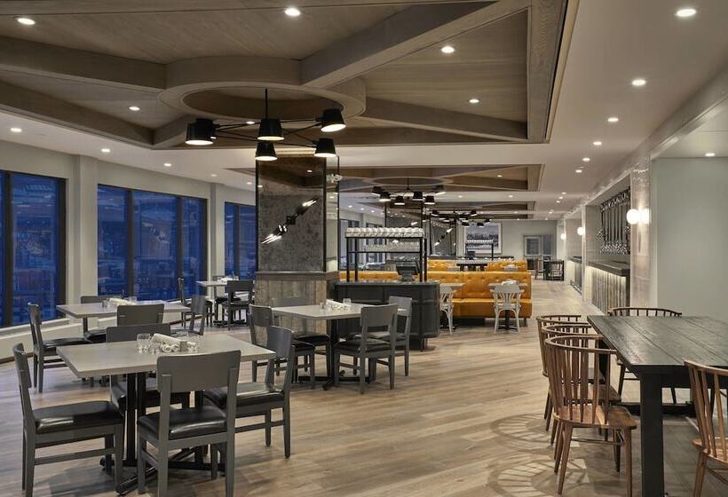 فندق Kananaskis Mountain Lodge, Autograph Collection