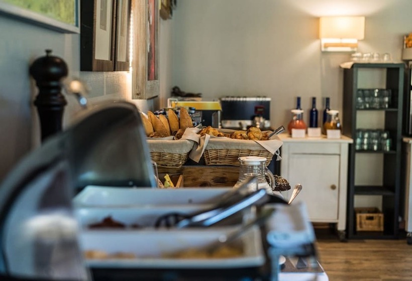 호텔 La Barcarolle