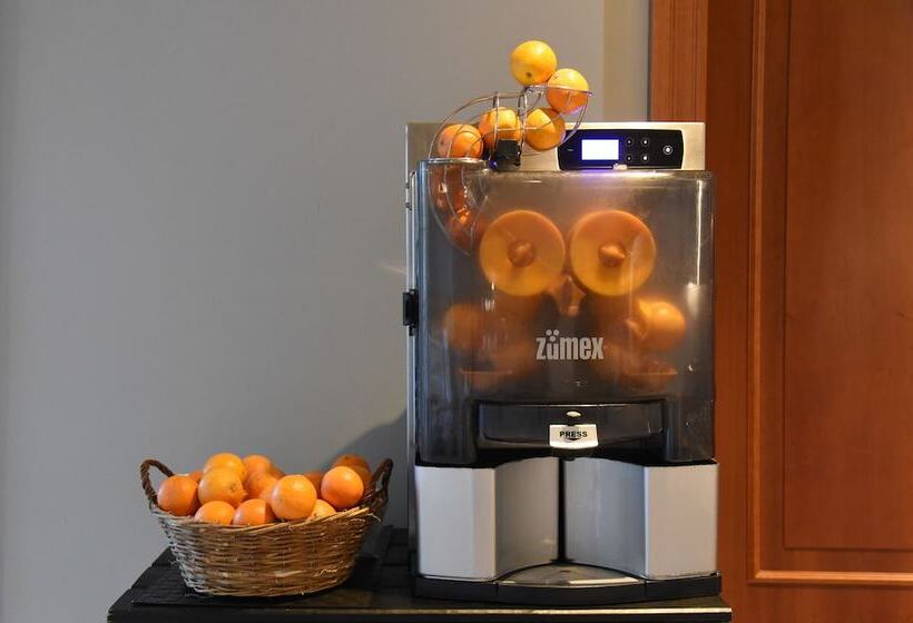 호텔 La Barcarolle