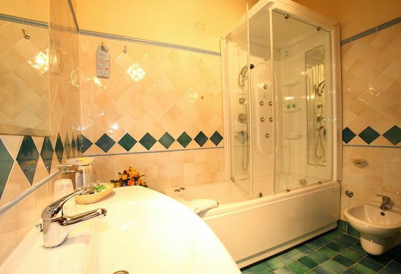 فندق La Locanda Del Ponte