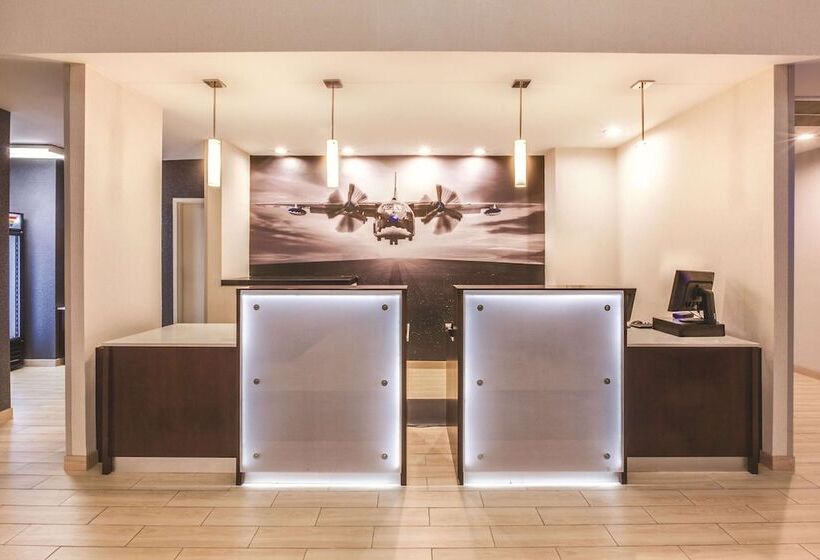 호텔 La Quinta By Wyndham Philadelphia Airport