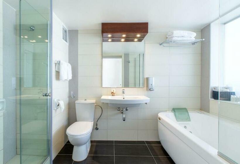 Lordos Beach Hotel & Spa