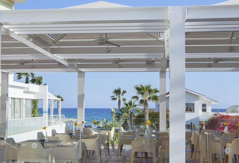 Lordos Beach Hotel & Spa