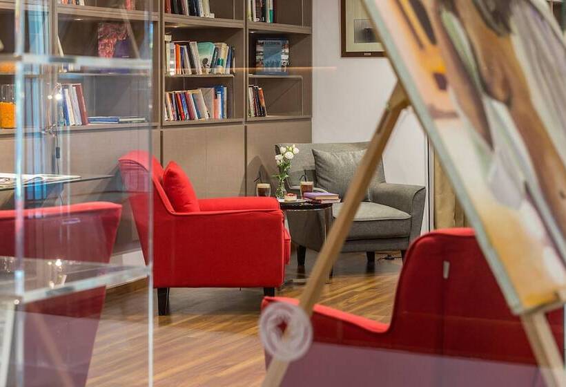 Lordos Beach Hotel & Spa