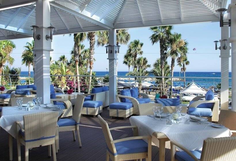 Lordos Beach Hotel & Spa