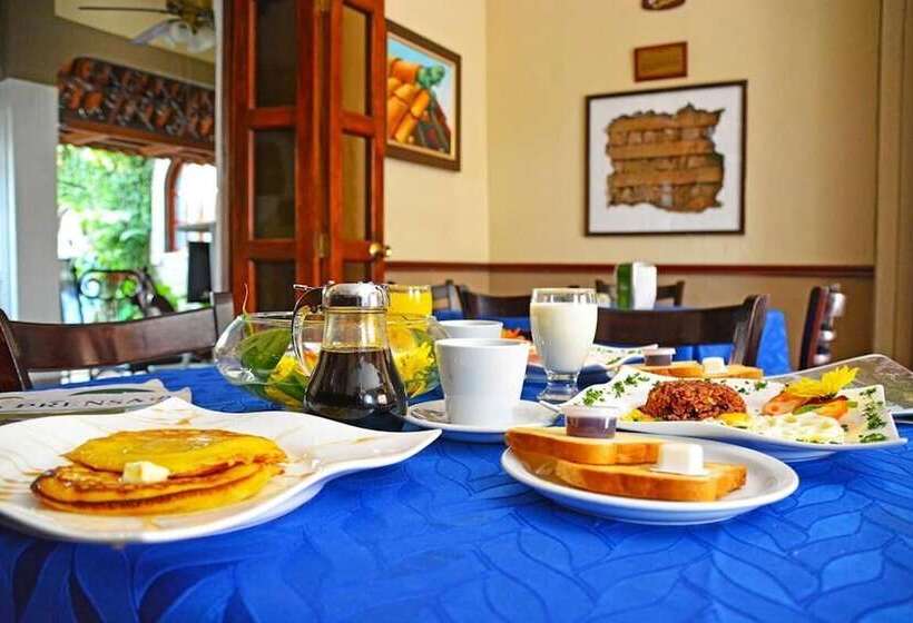 فندق Los Balcones Leon