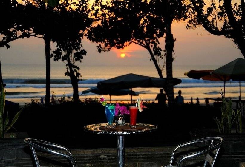 בית מלון כפרי Melasti Beach Resort & Spa Legian