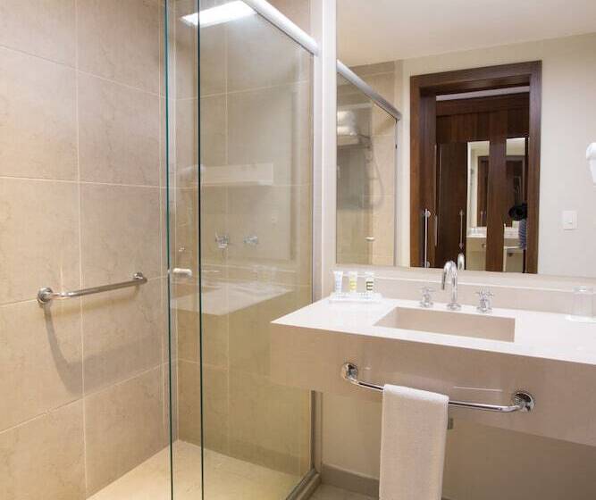 Отель Cassino Tower Curitiba Aeroporto By Nacional Inn