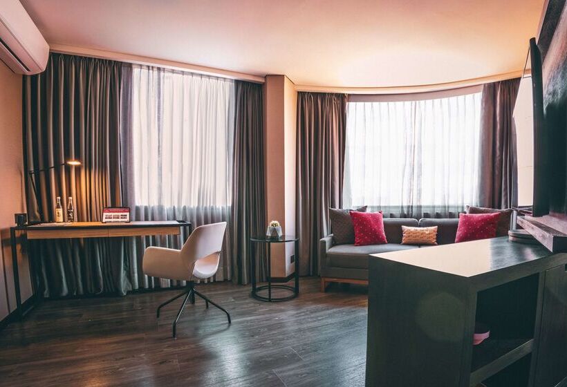 هتل NH Collection Mexico City Centro Histórico