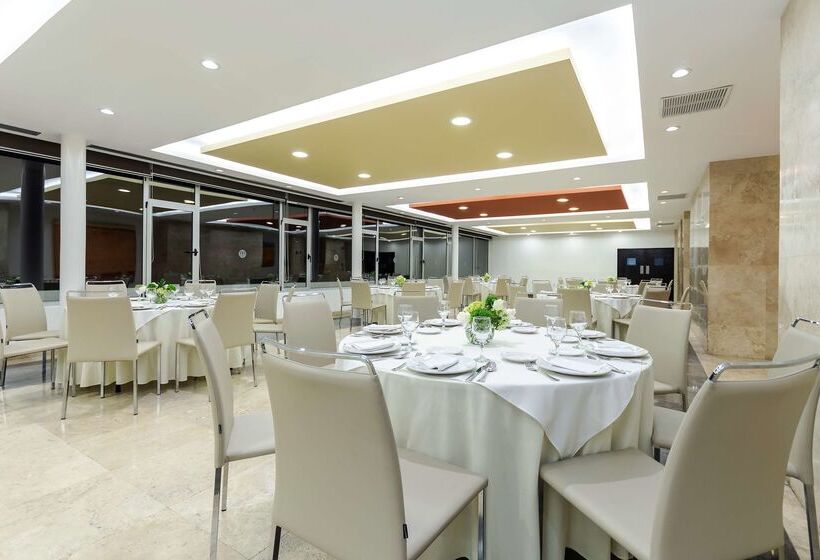 فندق NH Puebla Centro Historico