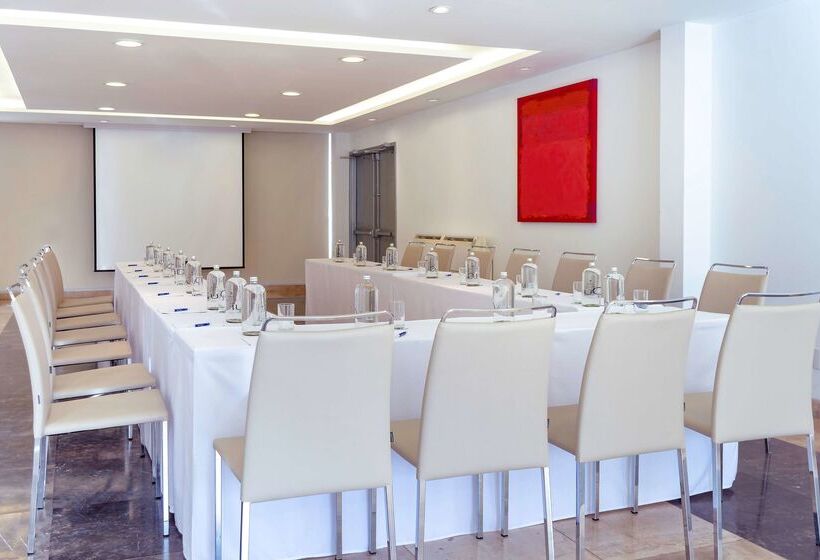 فندق NH Puebla Centro Historico