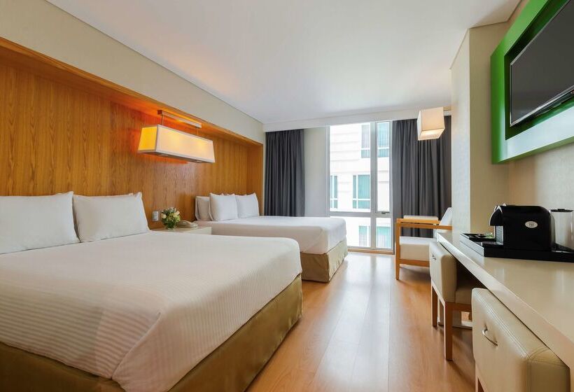 فندق NH Puebla Centro Historico