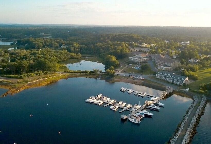 فندق Oak Island Resort & Conference Centre