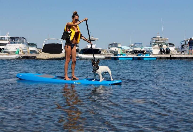 فندق Oak Island Resort & Conference Centre