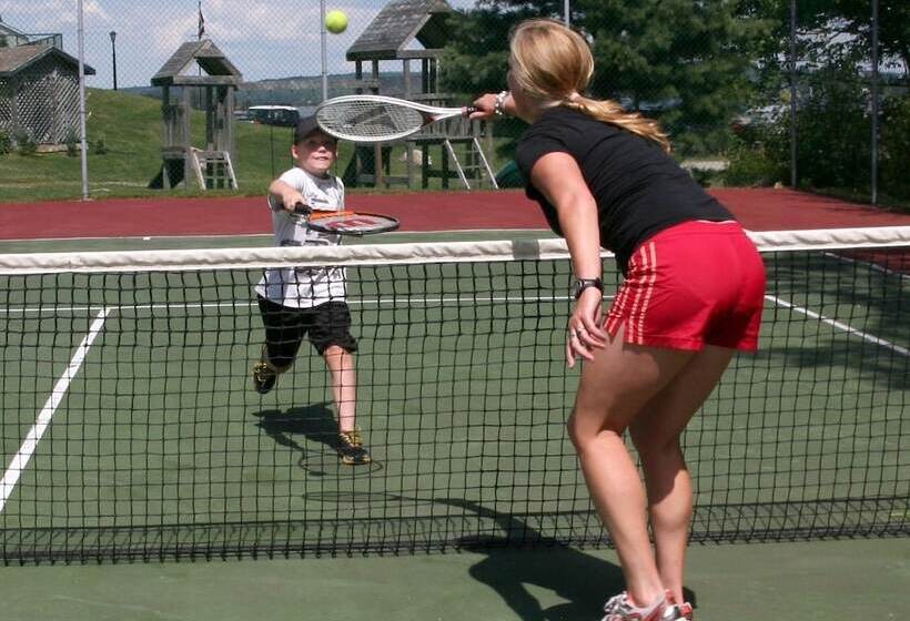 فندق Oak Island Resort & Conference Centre