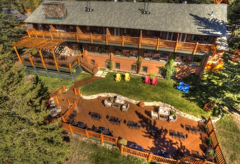 فندق Overlander Mountain Lodge