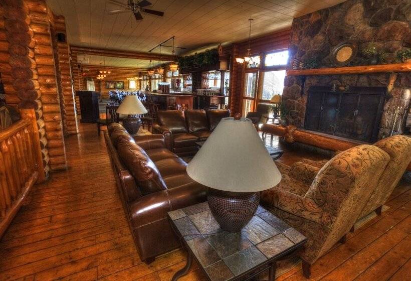 فندق Overlander Mountain Lodge