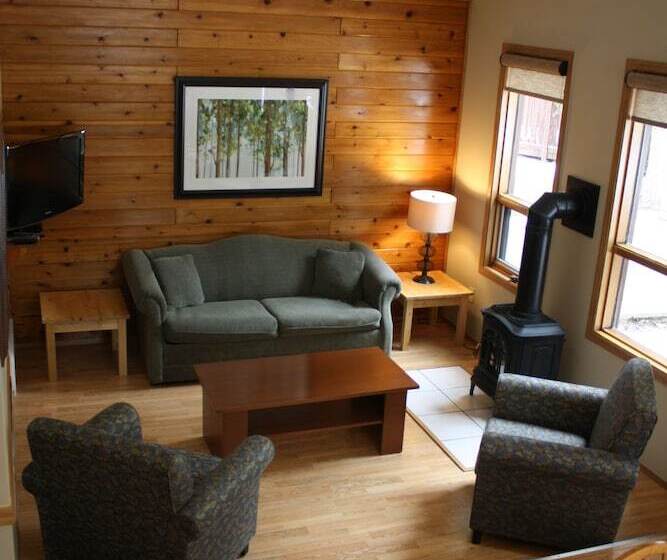 فندق Overlander Mountain Lodge