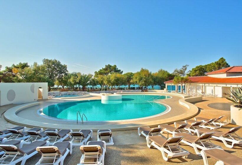Отель Park Plaza Belvedere Medulin
