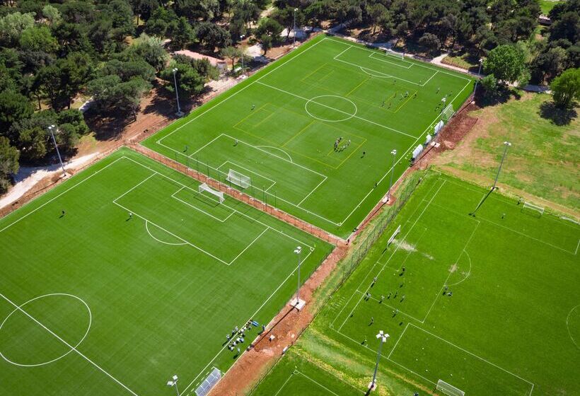 Отель Park Plaza Belvedere Medulin