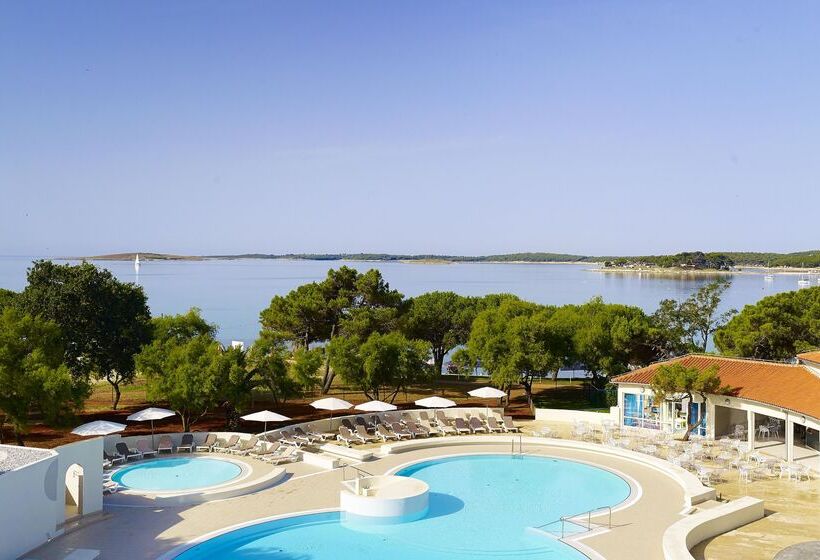 Отель Park Plaza Belvedere Medulin