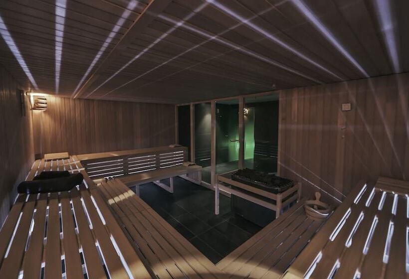 Отель Park Plaza Belvedere Medulin