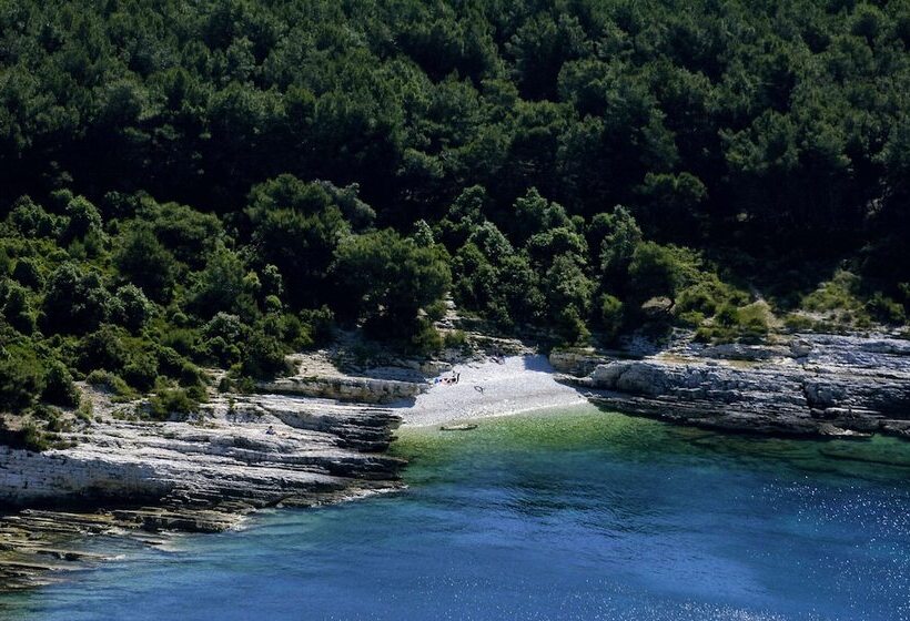 Отель Park Plaza Belvedere Medulin