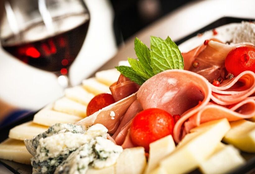 Plaza Hotel, Philian Hotels And Resorts