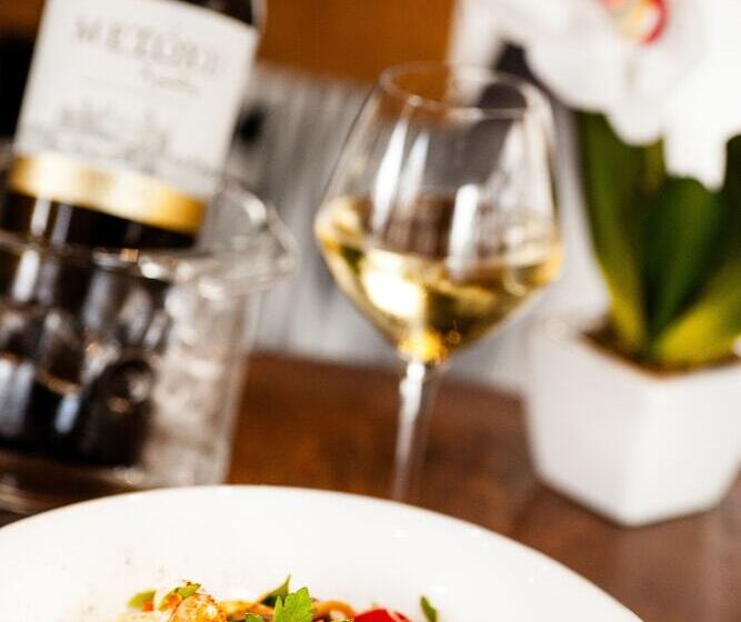 Plaza Hotel, Philian Hotels And Resorts